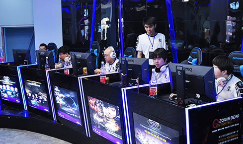 防守疏忽而 防守疏忽而