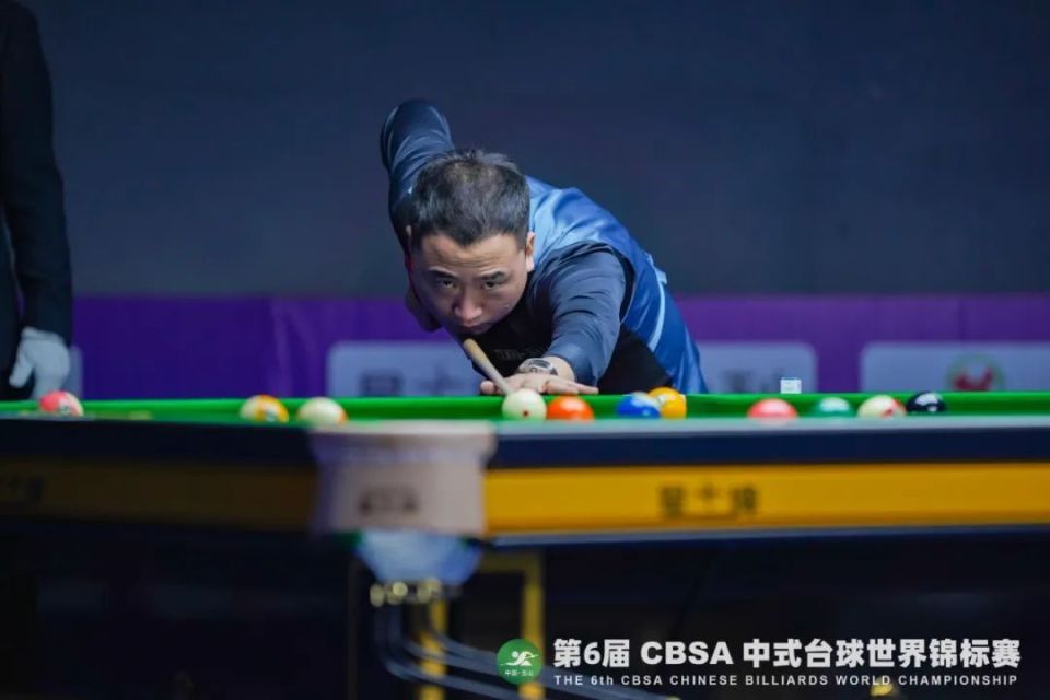 同时盯足球 同时盯足球